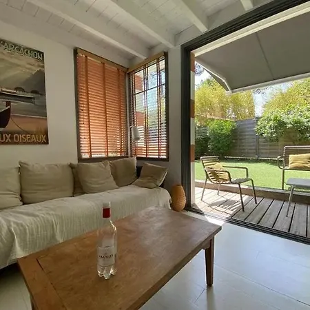 Charmante Maison Moderne 4 Et Jardin 度假居